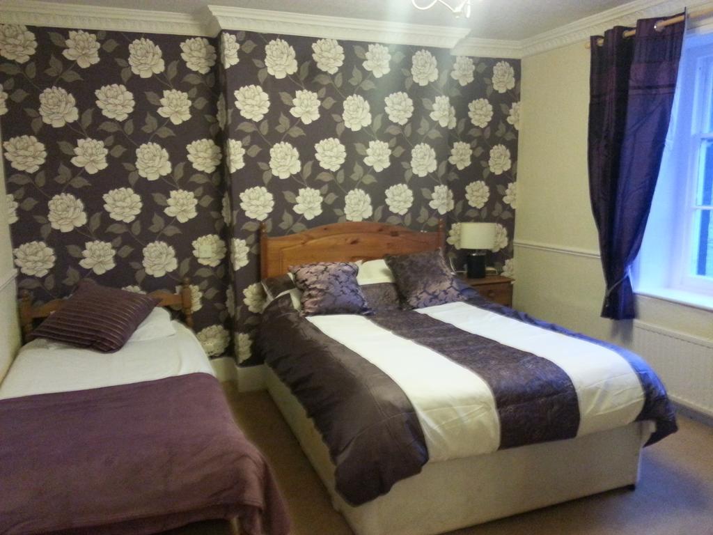 The Penruddocke Arms Bed and Breakfast Dinton  Δωμάτιο φωτογραφία