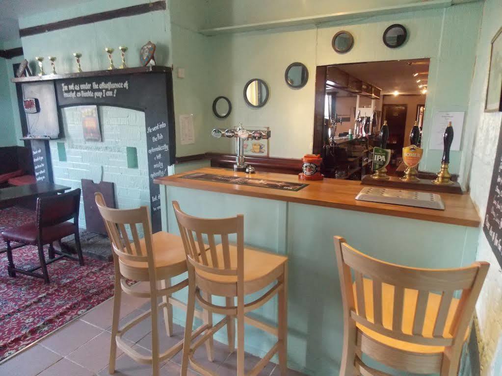 The Penruddocke Arms Bed and Breakfast Dinton  Εξωτερικό φωτογραφία