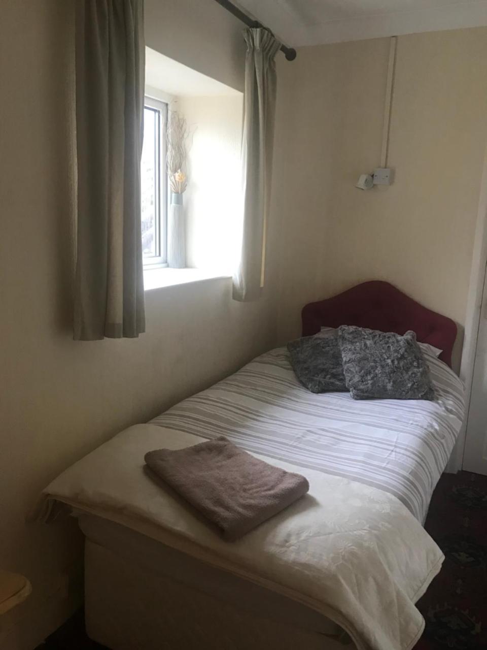 The Penruddocke Arms Bed and Breakfast Dinton  Εξωτερικό φωτογραφία