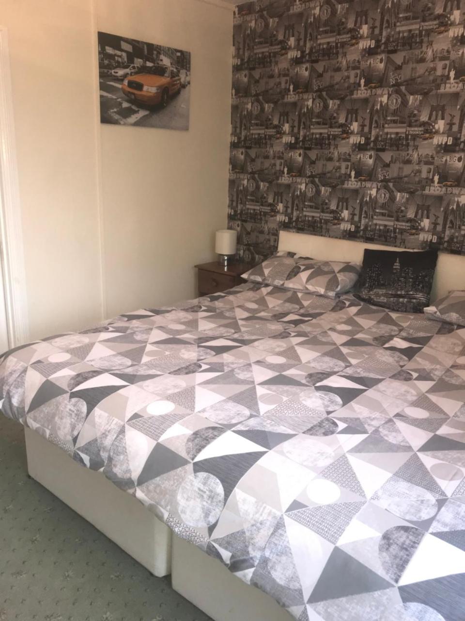 The Penruddocke Arms Bed and Breakfast Dinton  Εξωτερικό φωτογραφία